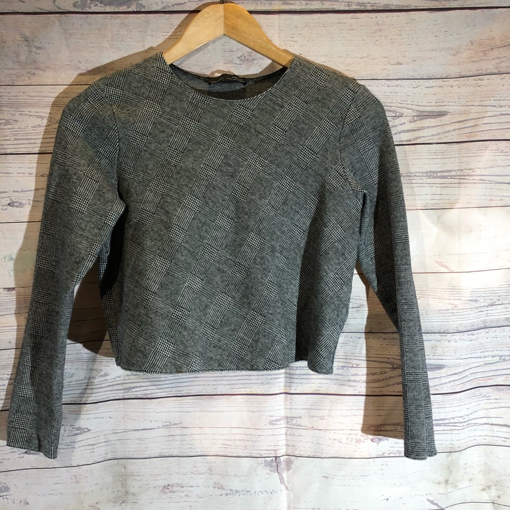 Zara Crop Long Sleeve Size S